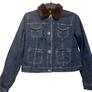 D. TERRELL Denim Jean Jacket W/ A Faux Fur Collar..Embellished Buttons..Medium